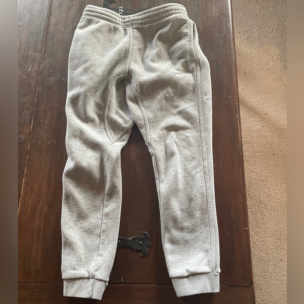 Nike Women’s Grey Sweatpants Small
